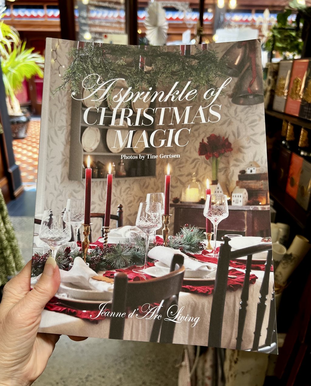 Jeanne d'Arc Living | Christmas 2025 Special Issue  Jeanne d'Arc Living | Christmas 2025 Special Issue